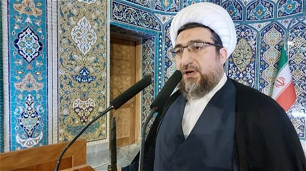 بازاریان و اصناف با فقرا با انصاف رفتار کنند