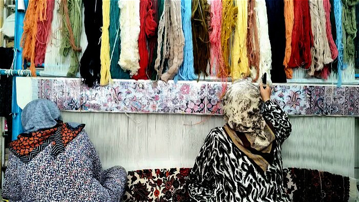 رونق صادرات فرش تبريز  با توسعه تجارت الکترونيکي و اصلاح سياست‌ها