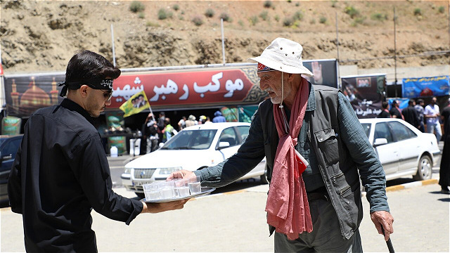 تمرچين مسيري که زائران به آن دل مي‌بندند