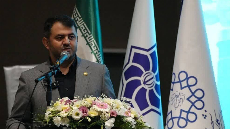 اروميه به کارگاه عمراني تبديل شده است 