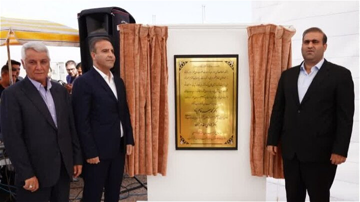  نیروگاه خورشیدی ۱۲۰ مگاواتی، به عنوان دومین نیروگاه خورشیدی بزرگ کشور در ارس افتتاح شد 